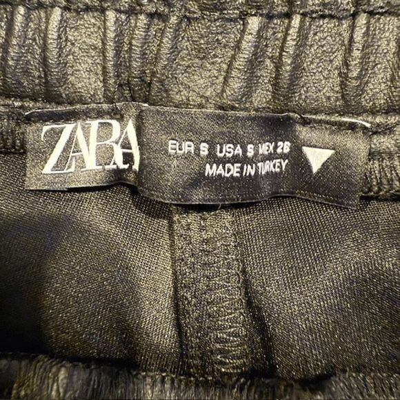 ZARA Faux Leather Elastic High Waist Tapered Pants Joggers Black Size Small - Picture 4 of 10